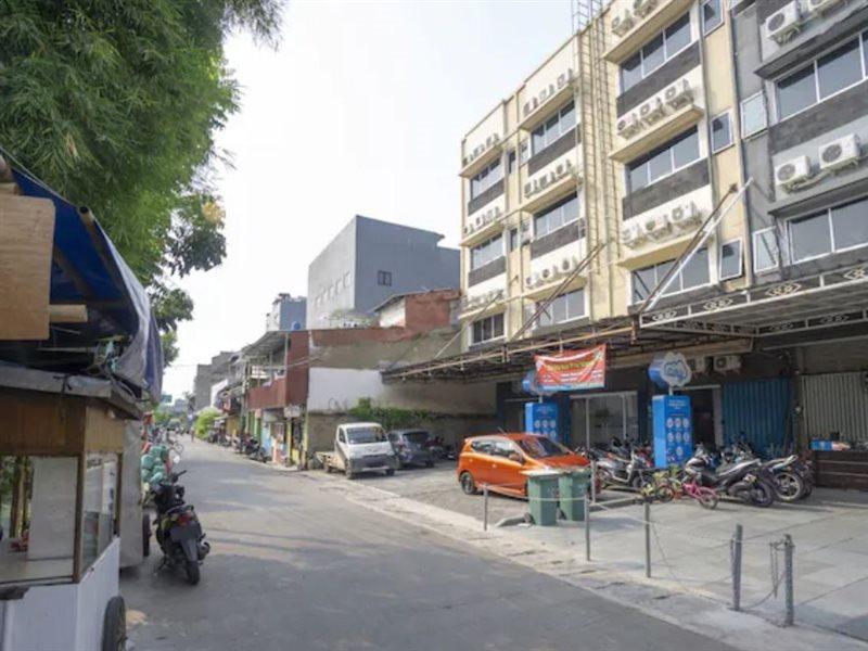 Oyo 3754 Prosperity Mansion Hotel Jakarta Buitenkant foto