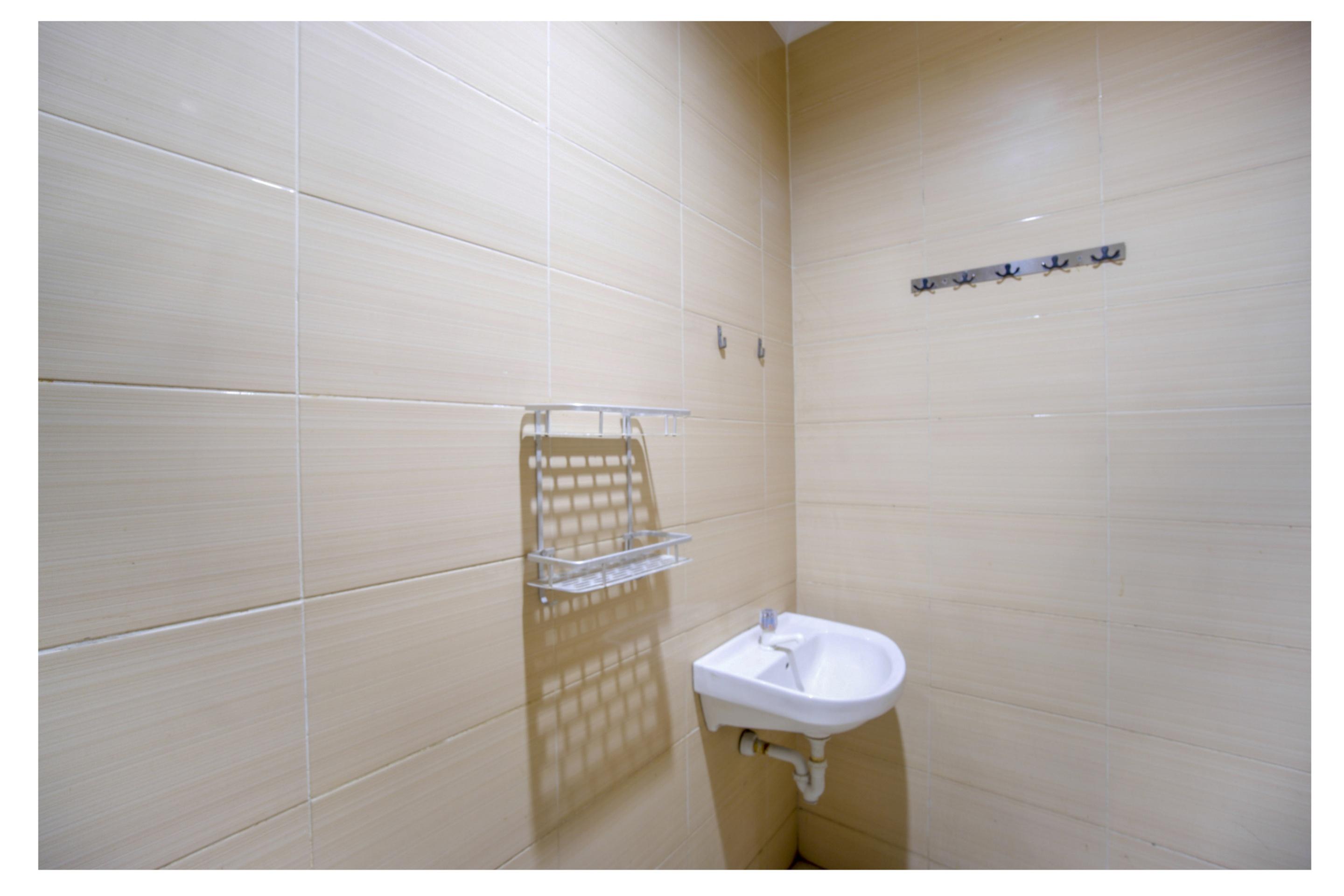 Oyo 3754 Prosperity Mansion Hotel Jakarta Buitenkant foto